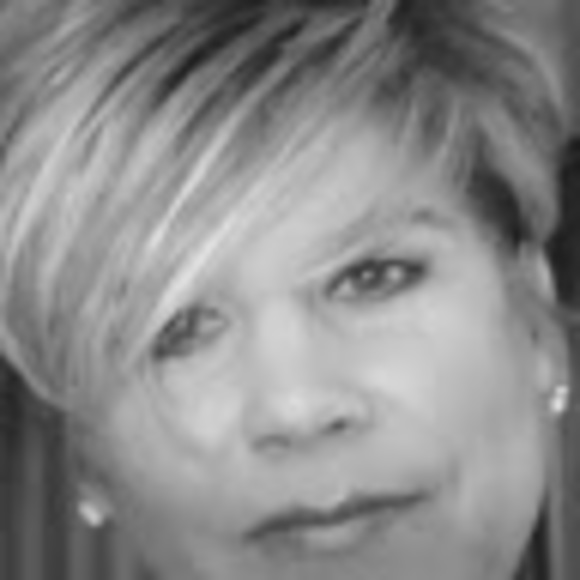 Meet your Posher, Lee - Picture 1 of 1